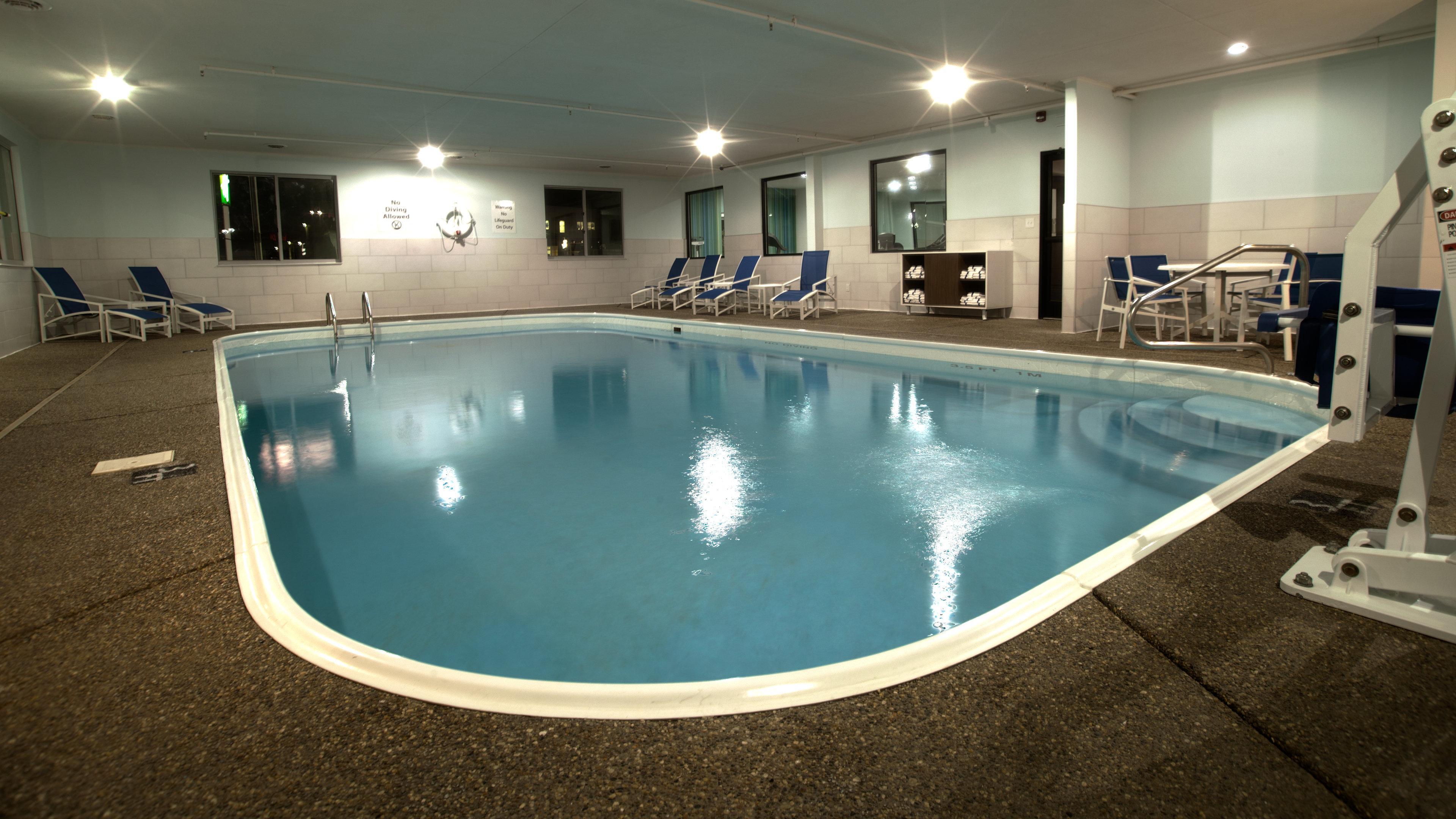 Holiday Inn Express & Suites Evansville North By Ihg Warrenton Ngoại thất bức ảnh
