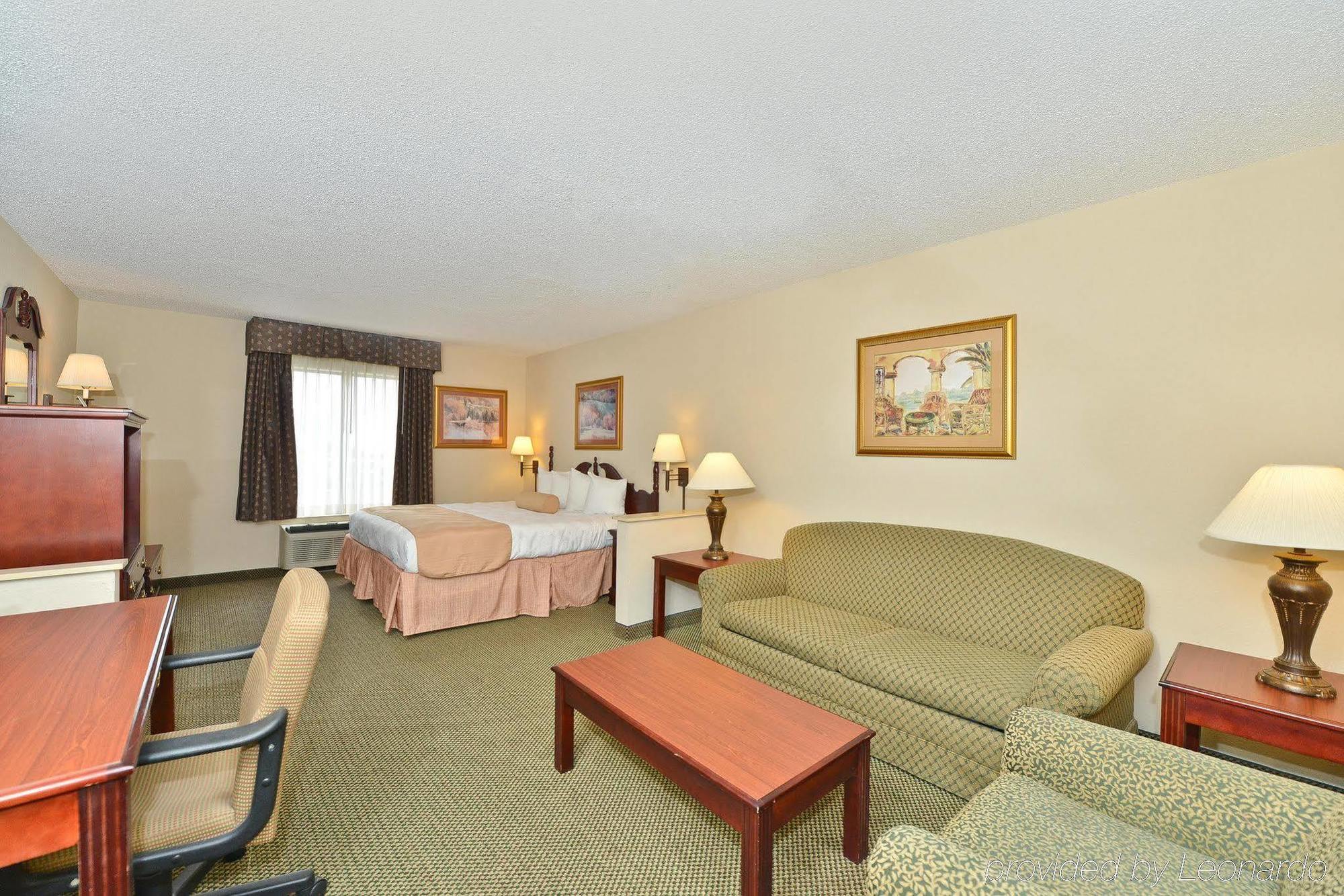 Holiday Inn Express & Suites Evansville North By Ihg Warrenton Ngoại thất bức ảnh
