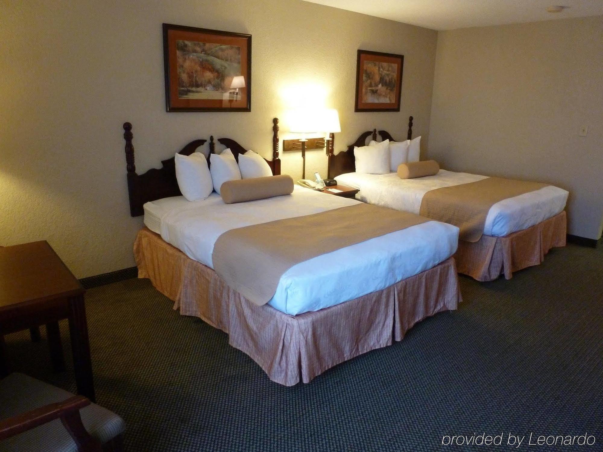 Holiday Inn Express & Suites Evansville North By Ihg Warrenton Phòng bức ảnh