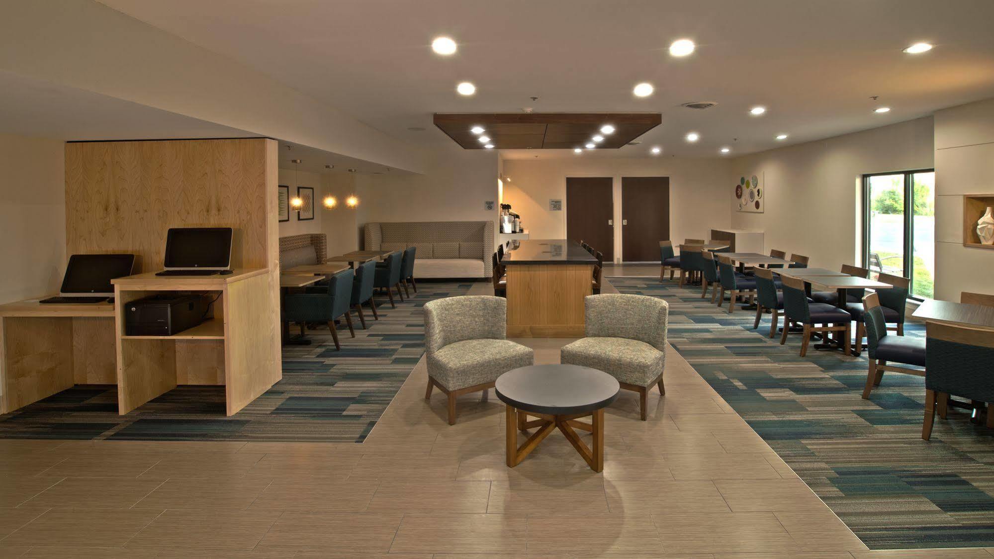 Holiday Inn Express & Suites Evansville North By Ihg Warrenton Ngoại thất bức ảnh